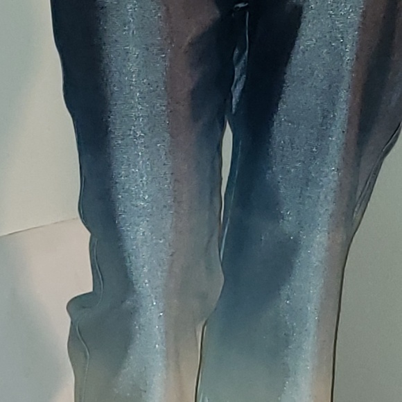 Ombre dyed Blue Jeans - Picture 5 of 9